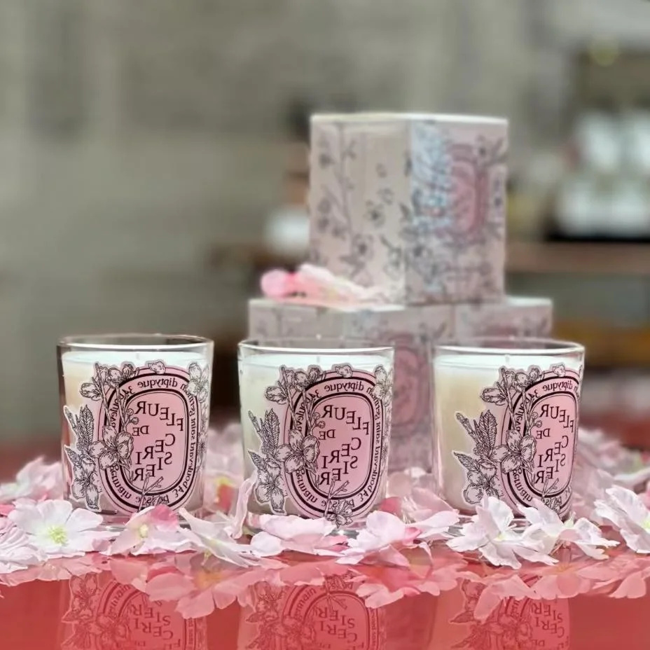 Coconut Wax Flake - Romantico Limited Diptyques candele Sakura fragranza